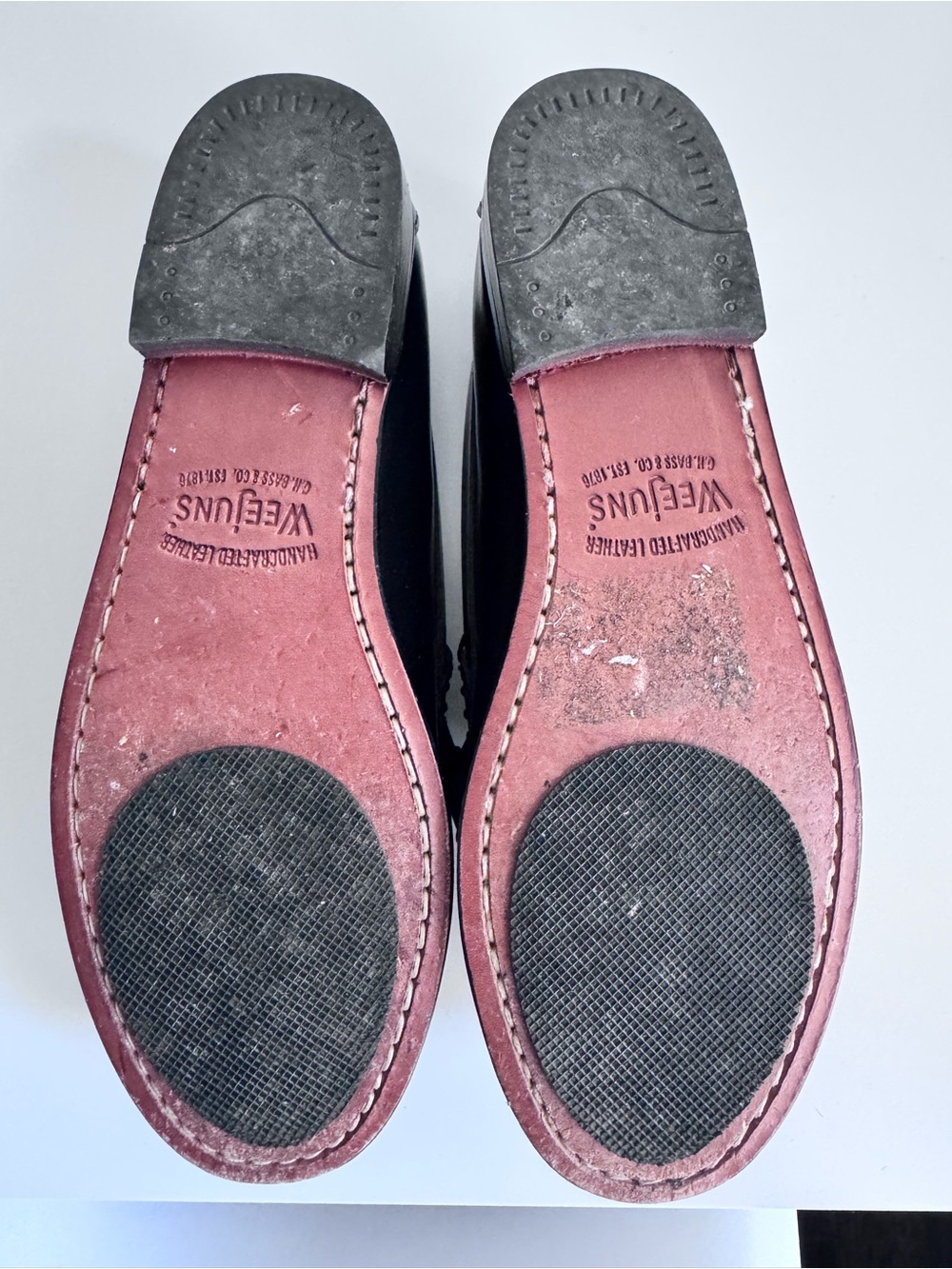 G.H. Bass & Co. Black Leather Bow Loafers for Women - Picture 6 of 8